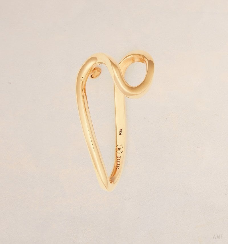 Ami Paris Abstract Heart Earcuff Dorados | WFVO2640