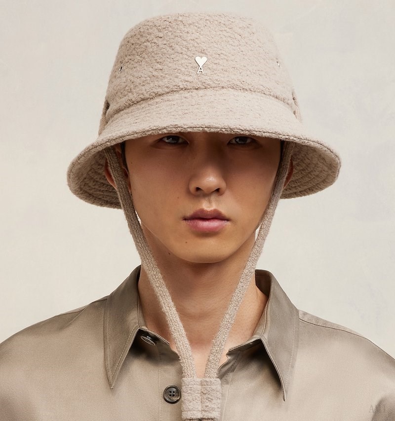 Ami Paris Ami De Coeur Bucket Hat With String Beige | FBSI9284