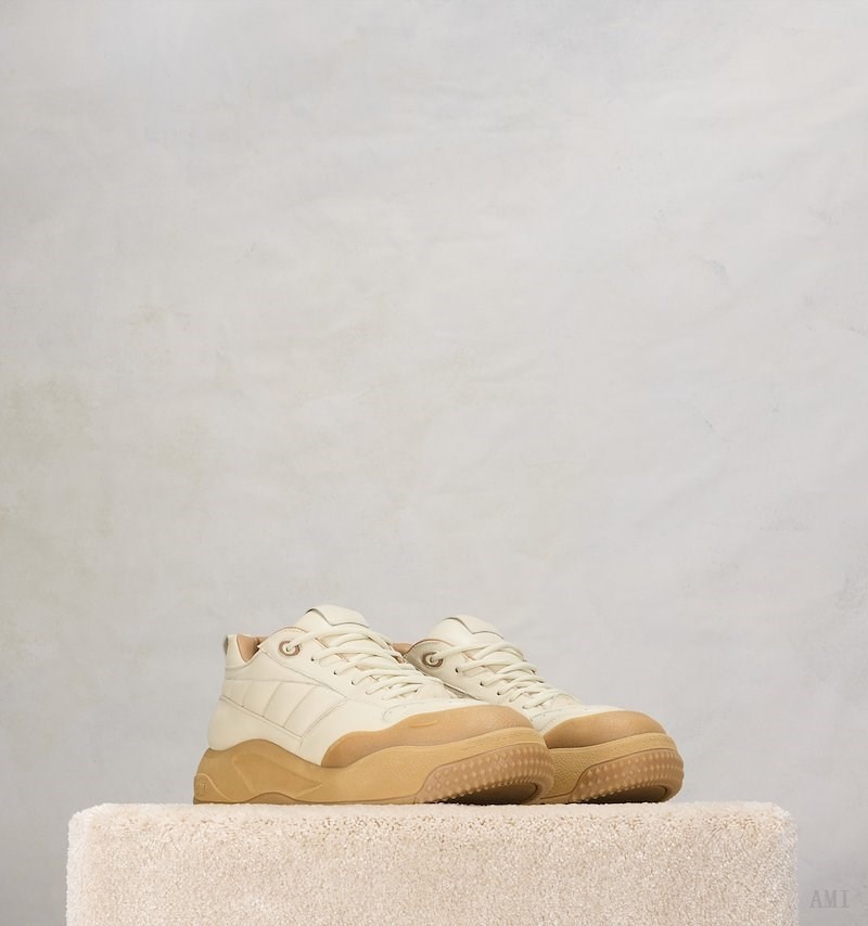 Ami Paris Low Top Ami SN1509 Sneakers Marrom Beige | RUCC9068