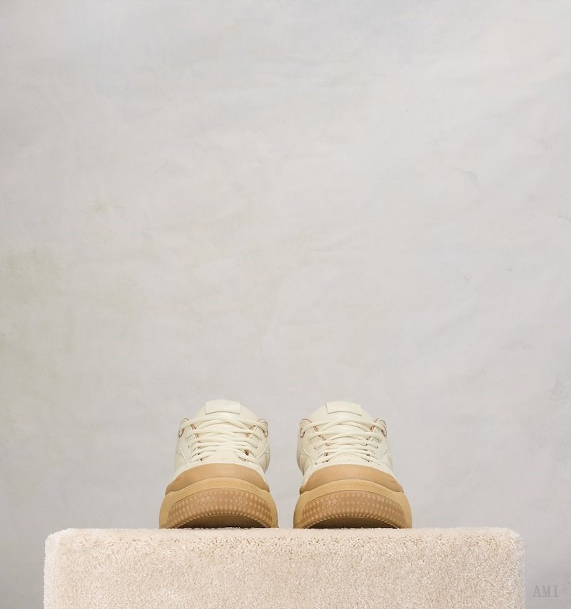 Ami Paris Low Top Ami SN1509 Sneakers Marrom Beige | QZCX7273