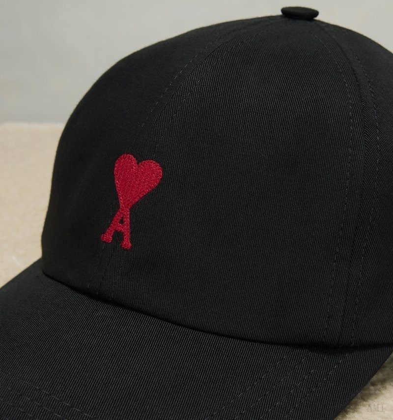 Ami Paris Red Ami De Coeur Embroidery Cap Negros | FIAJ2663